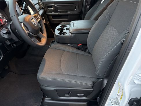 Used 2025 RAM 2500 Big Horn image 10