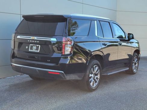 Used 2022 Chevrolet Tahoe LT w/ Luxury Package AWD/4WD image 4