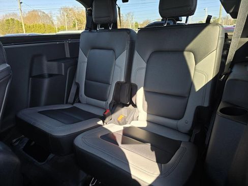 Used 2023 Ford Bronco Big Bend w/ Sasquatch Package image 11