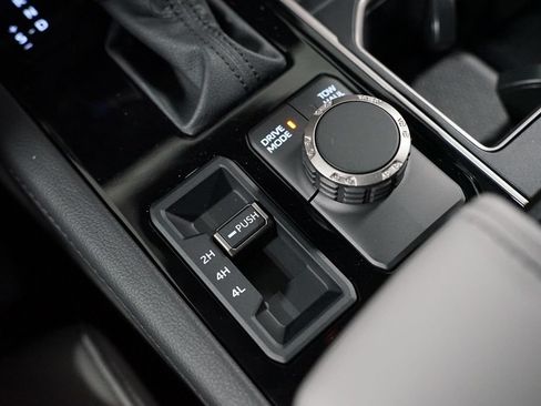 New 2026 Toyota Tundra Limited AWD/4WD image 23
