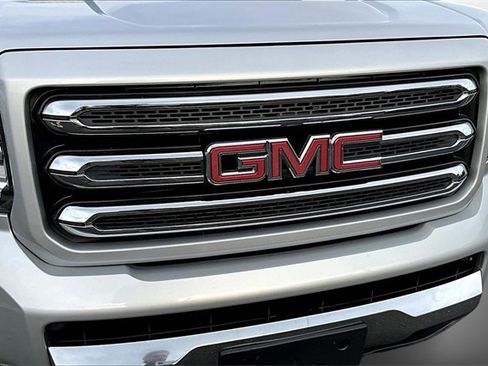 Used 2016 GMC Canyon SLE w/ All Terrain Package image 28