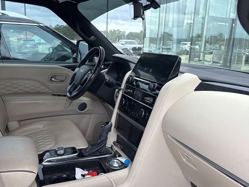 Used 2022 INFINITI QX80 Sensory w/ Cargo Package image 4