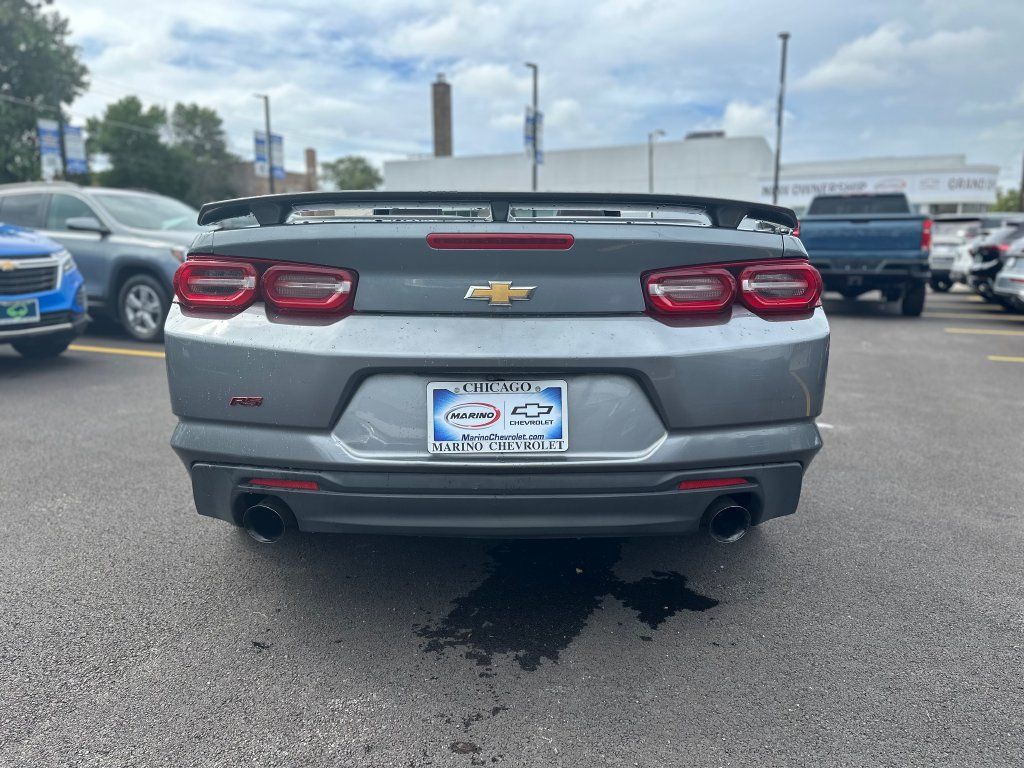 Used 2020 Chevrolet Camaro LT RWD image 4
