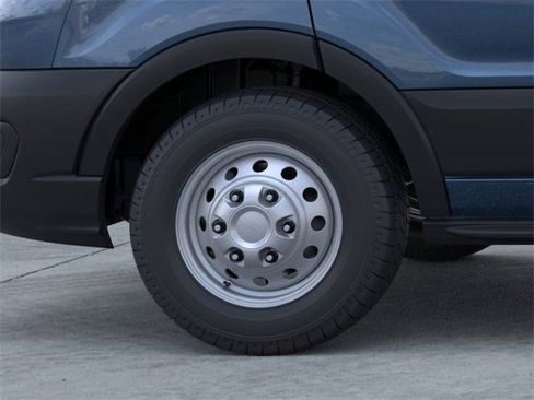 New 2025 Ford Transit 250 148 High Roof AWD image 19