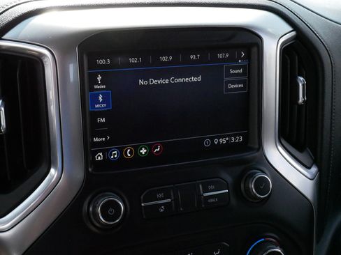 Used 2020 Chevrolet Silverado 1500 RST AWD/4WD image 22