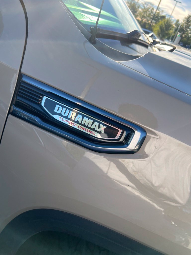 Used 2023 GMC Sierra 1500 AT4 w/ AT4 Premium Package AWD/4WD image 12
