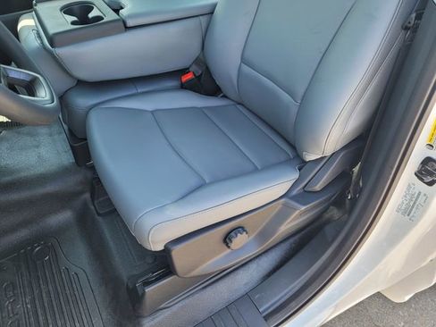 New 2026 Ford F250 XL w/ XL Chrome Package image 8