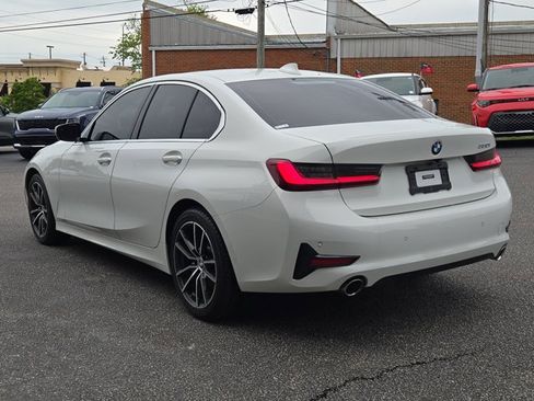 Used 2022 BMW 330i Sedan w/ Premium Package RWD image 9