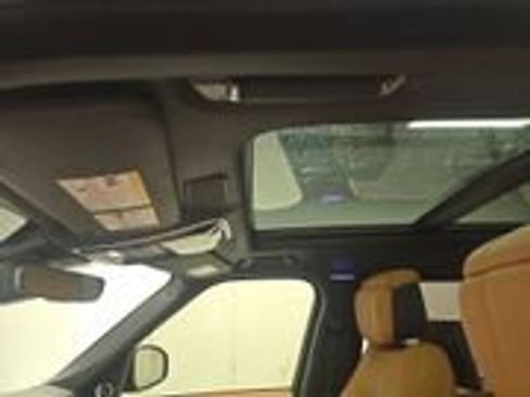 Used 2020 Land Rover Range Rover Long Wheelbase Autobiography image 16