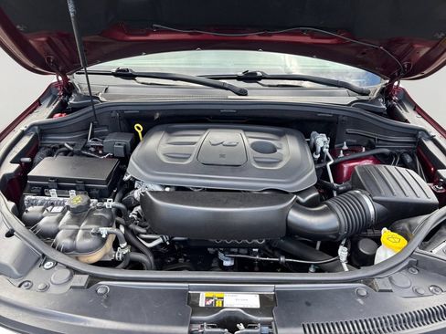 Certified 2020 Jeep Grand Cherokee Laredo RWD image 9