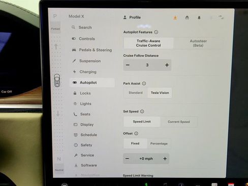 Used 2023 Tesla Model X image 21