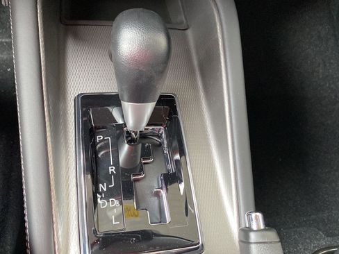 New 2026 Mitsubishi Outlander Sport ES image 18