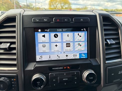 Used 2018 Ford F150 Raptor w/ Equipment Group 802A Luxury AWD/4WD image 38