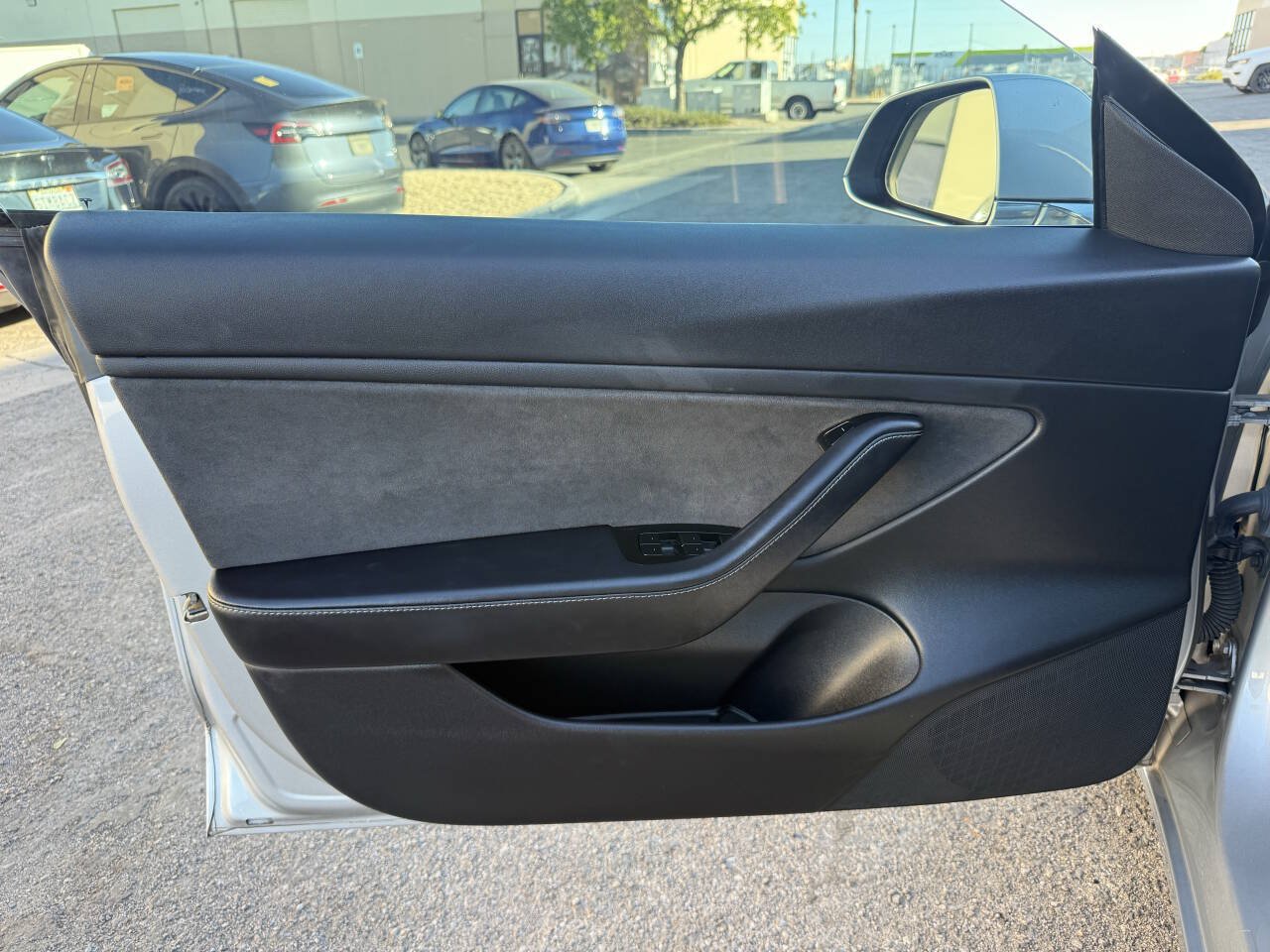 Used 2018 Tesla Model 3 Performance AWD/4WD image 11