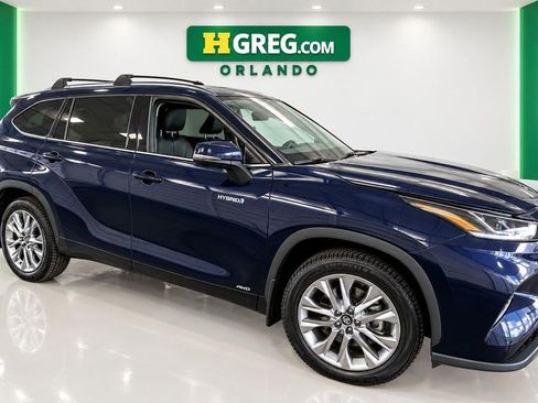 Used 2020 Toyota Highlander Limited AWD/4WD image 4