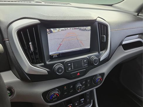 Used 2020 GMC Terrain SLT AWD/4WD image 17