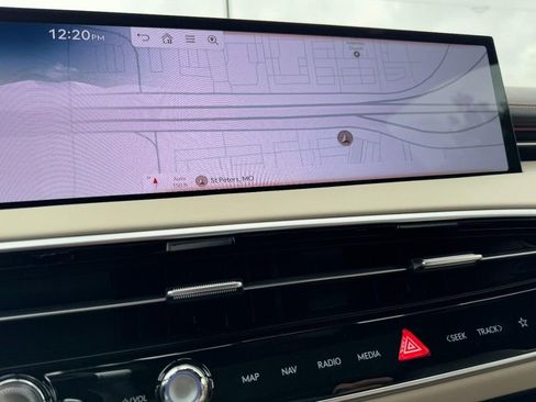 New 2026 Genesis GV70 3.5T Sport Prestige AWD/4WD image 17