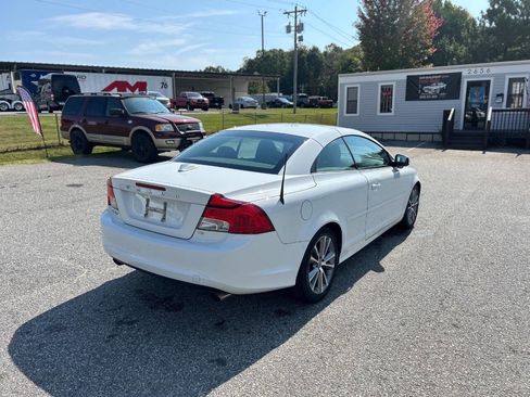 Used 2011 Volvo C70 T5 image 6