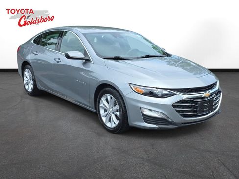 Used 2024 Chevrolet Malibu LT FWD image 3