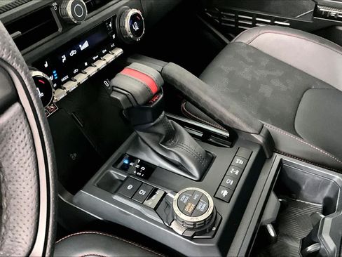 Used 2025 Toyota Tacoma TRD Pro AWD/4WD image 16