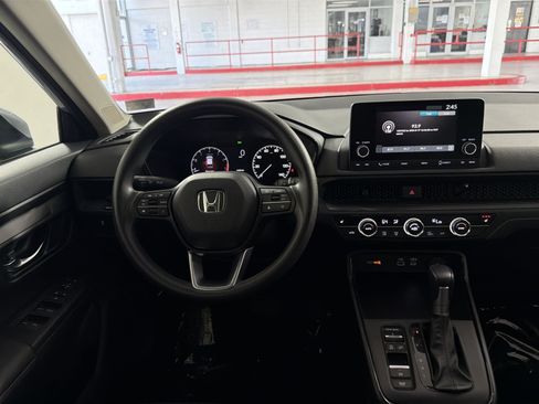 Used 2024 Honda CR-V EX image 16