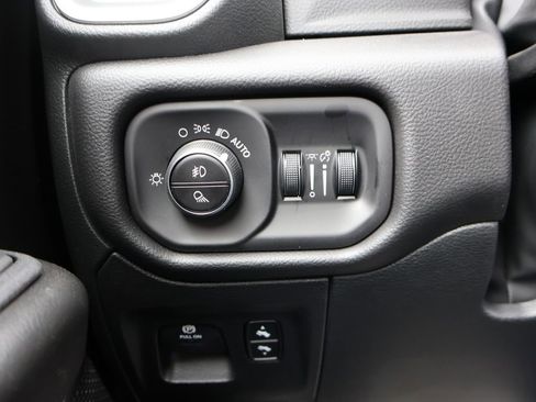 New 2026 RAM 1500 Big Horn AWD/4WD image 30