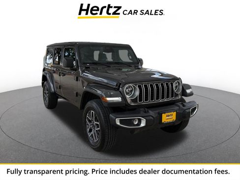 Used 2025 Jeep Wrangler Unlimited Sahara AWD/4WD image 1