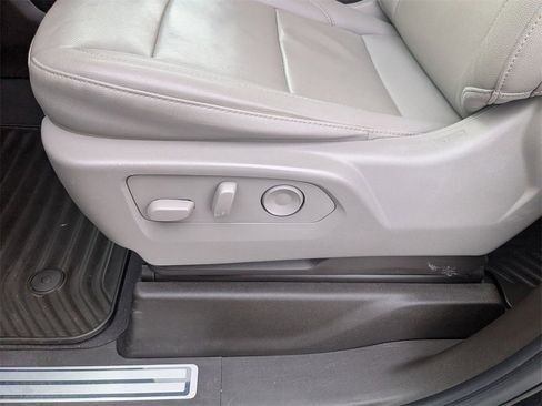 Used 2023 Chevrolet Silverado 1500 LTZ w/ LTZ Convenience Package II image 21