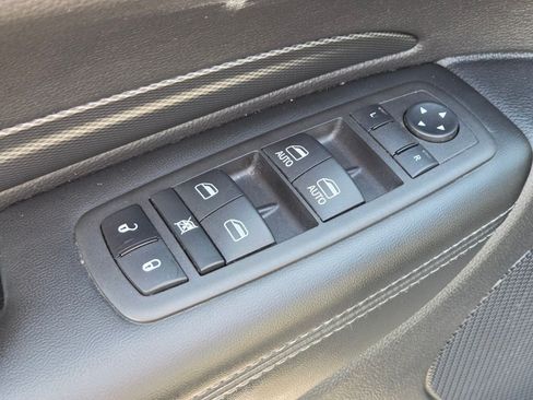 Used 2022 Dodge Durango GT AWD/4WD image 23
