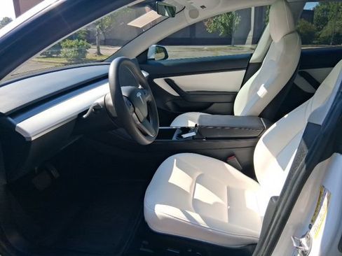 Used 2021 Tesla Model 3 Long Range AWD/4WD image 13