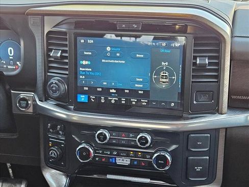 Used 2025 Ford F150 King Ranch w/ FX4 Off-Road Package AWD/4WD image 17
