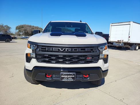 New 2026 Chevrolet Silverado 1500 Custom Trail Boss AWD/4WD image 2