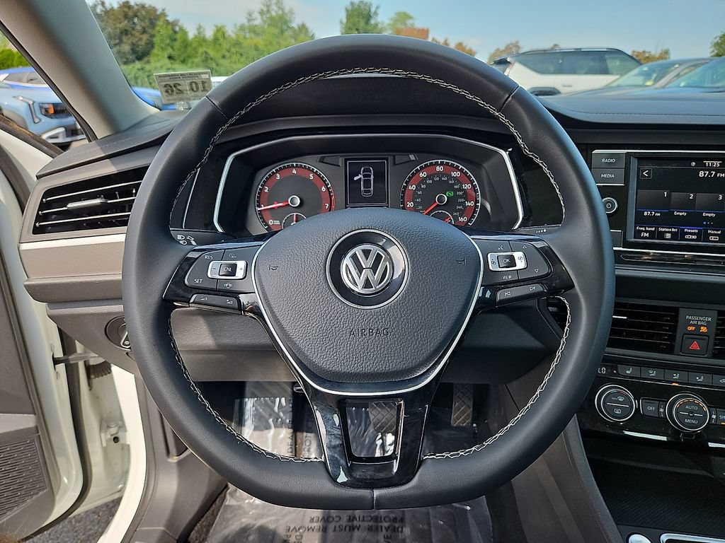Used 2021 Volkswagen Jetta SE FWD image 20