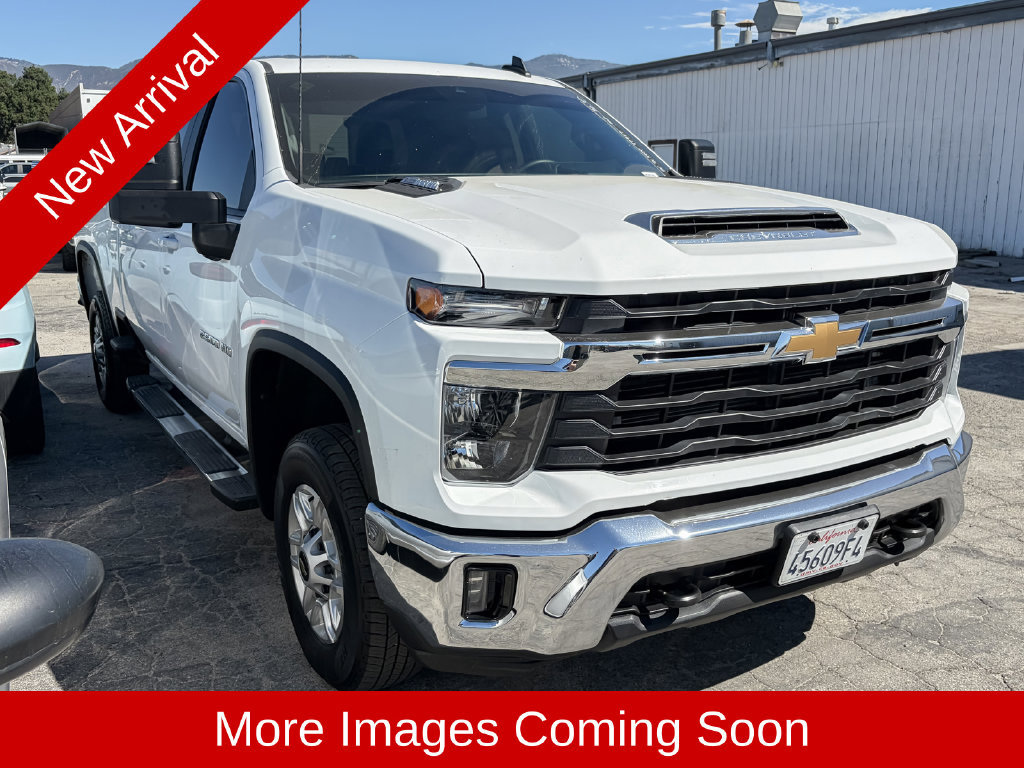 Used 2025 Chevrolet Silverado 2500 LT w/ Convenience Package AWD/4WD image 1