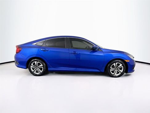 Used 2017 Honda Civic LX image 9