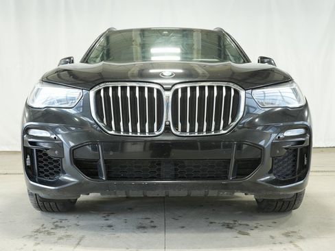 Used 2019 BMW X5 xDrive50i w/ M Sport Package image 9