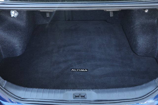 Used 2024 Nissan Altima 2.5 S FWD image 10