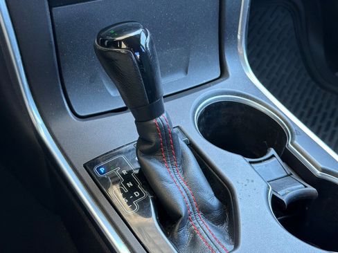 Used 2016 Toyota Camry SE FWD image 26