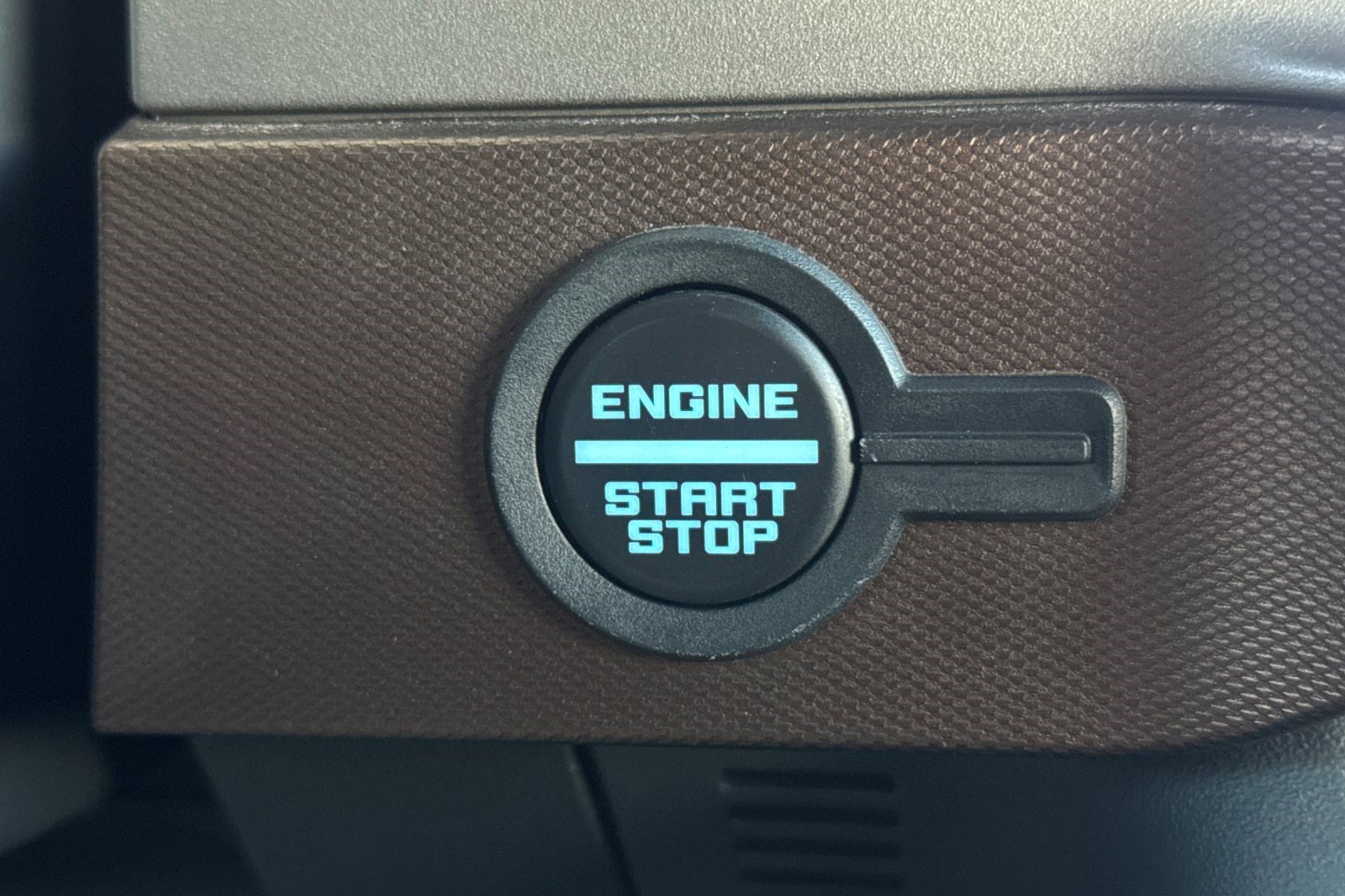 Used 2022 Ford Bronco Outer Banks w/ Sasquatch Package AWD/4WD image 17