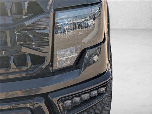 Used 2013 Ford F150 Lariat w/ Luxury Equipment Group image 9