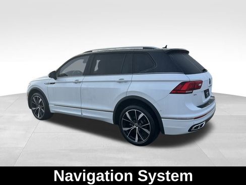 Used 2024 Volkswagen Tiguan SEL R-Line image 3
