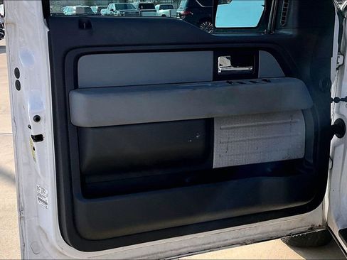 Used 2014 Ford F150 XLT image 21