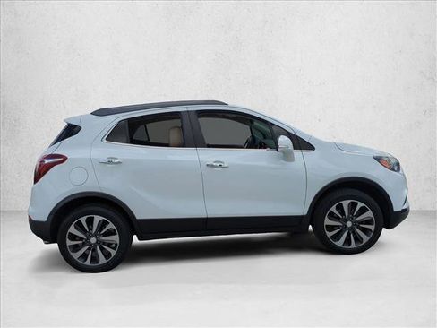 Used 2017 Buick Encore Essence AWD/4WD image 4