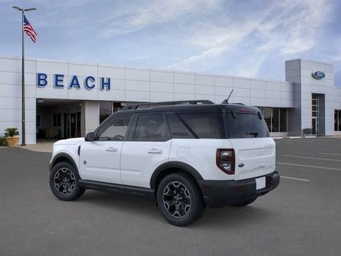 New 2025 Ford Bronco Sport Outer Banks image 4