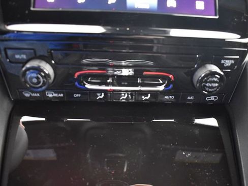 New 2025 Jeep Grand Cherokee L Laredo w/ Trailer Tow Package image 25