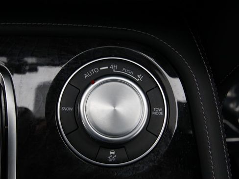 Used 2024 INFINITI QX80 Sensory AWD/4WD image 28
