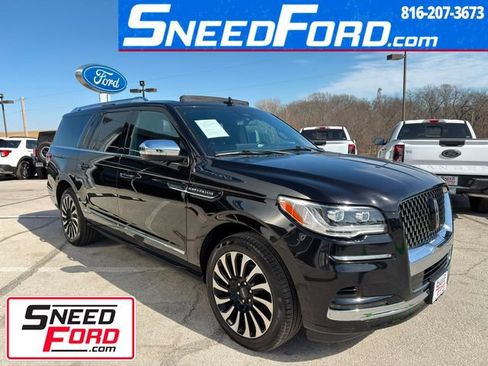 Used 2023 Lincoln Navigator L Black Label AWD/4WD image 1