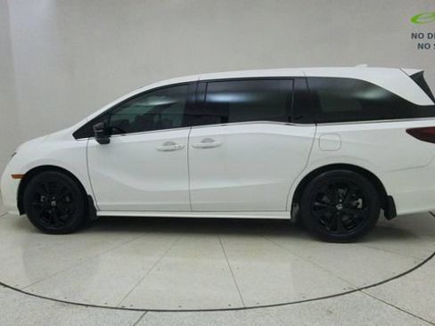 Used 2023 Honda Odyssey Sport image 70