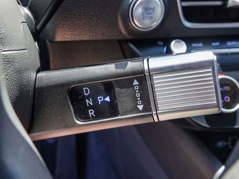 Used 2024 Hyundai Sonata SEL FWD image 18