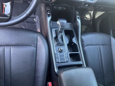 Used 2022 Kia Sorento S w/ Panoramic Sunroof Package FWD image 24